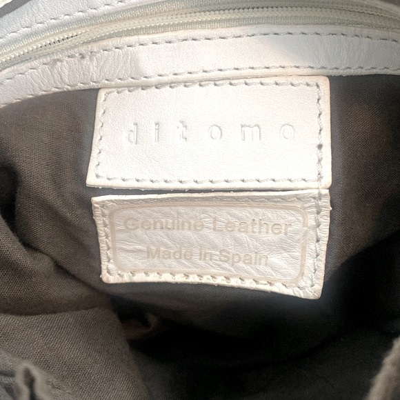 Ditmo White Leather Embroidered Tassel Fringe Shoulder Bag - Picture 10 of 15